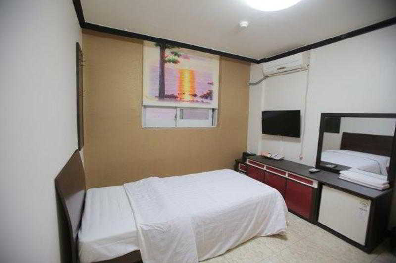 Jj Inn Busan Exteriör bild