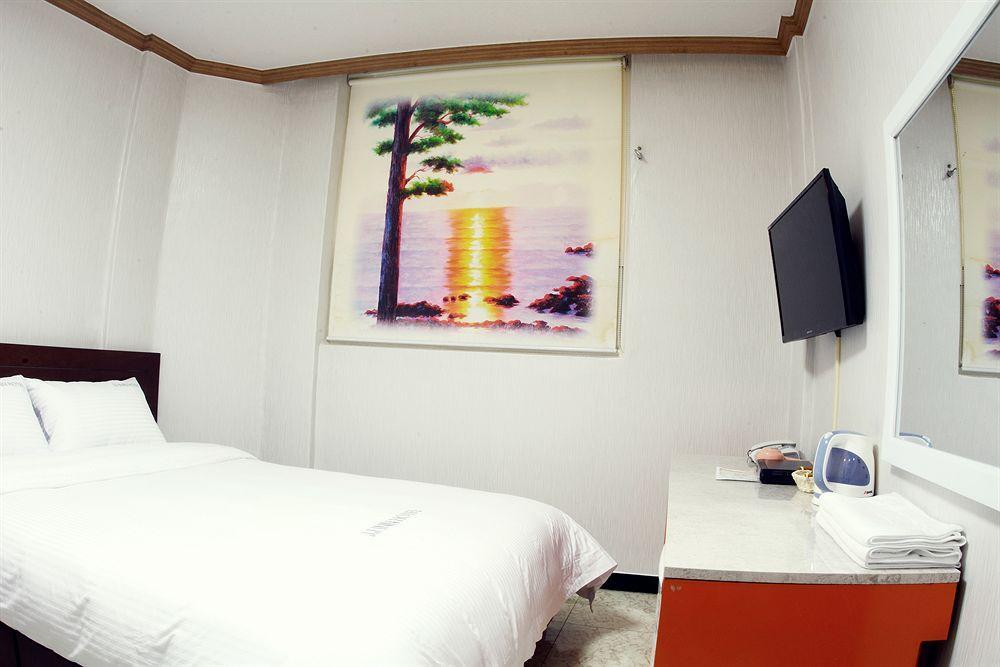 Jj Inn Busan Exteriör bild