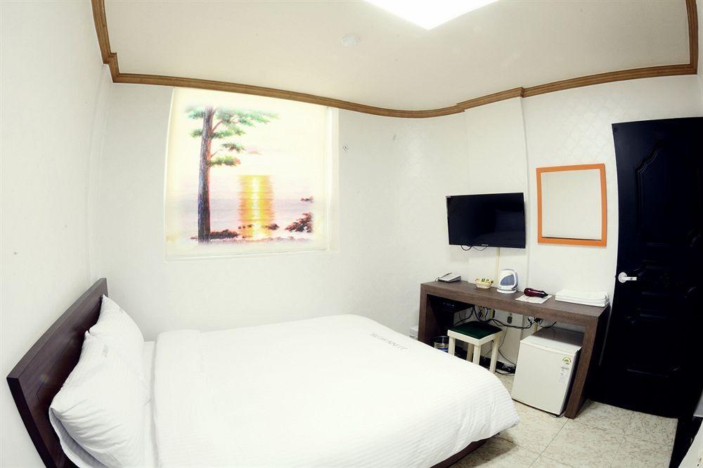 Jj Inn Busan Exteriör bild