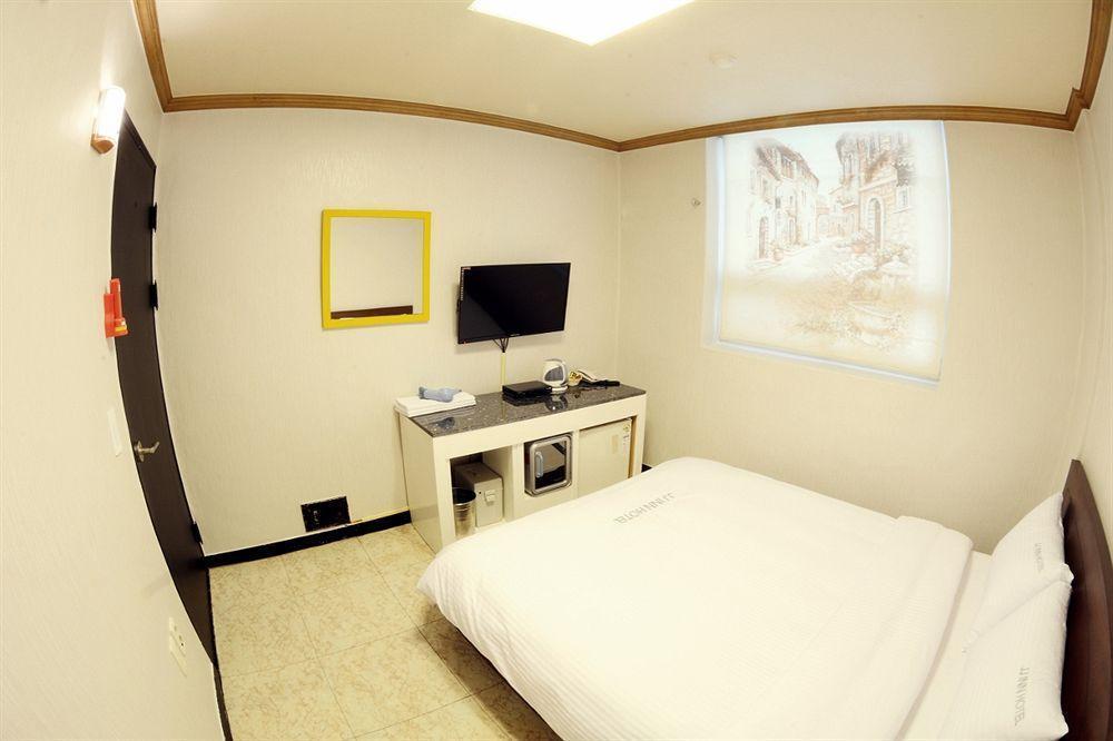 Jj Inn Busan Exteriör bild