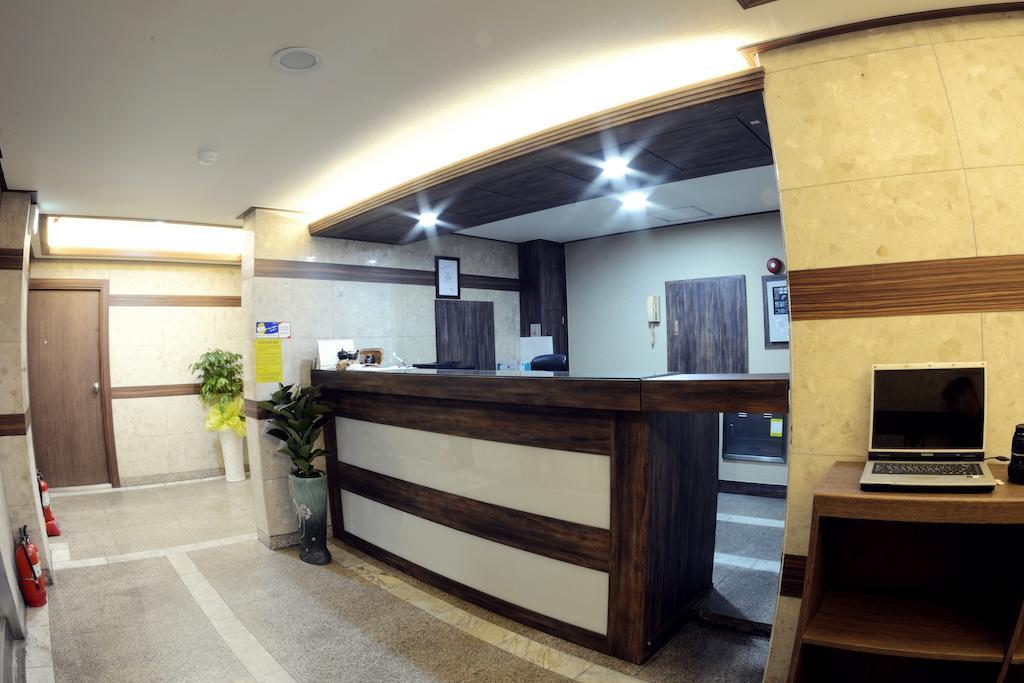 Jj Inn Busan Exteriör bild